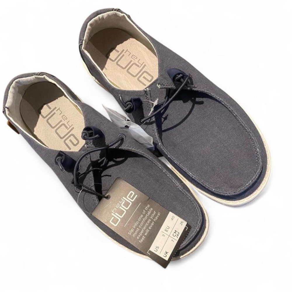 NEW Hey Dude Women’s Sz 9 Wendy Sneakers in Chambray Navy White